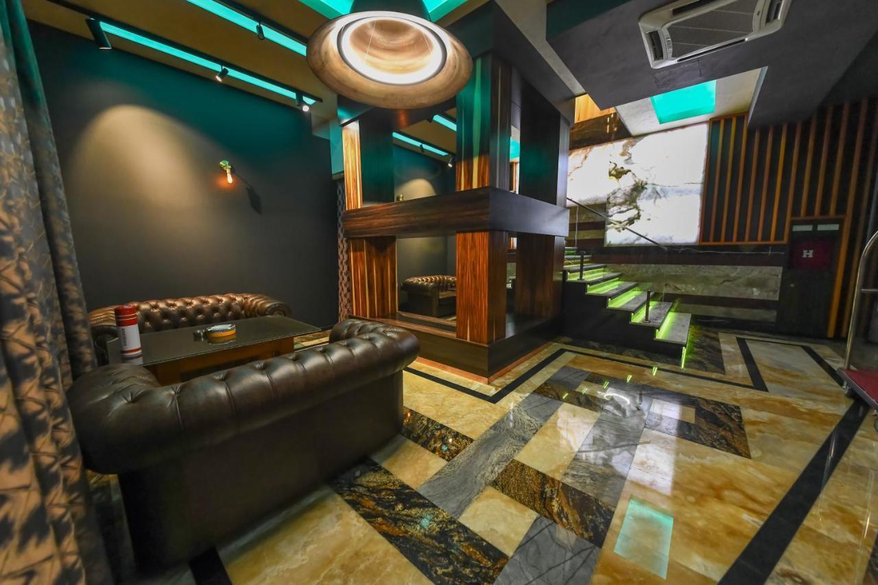 Hotel Havana Loznica Luaran gambar
