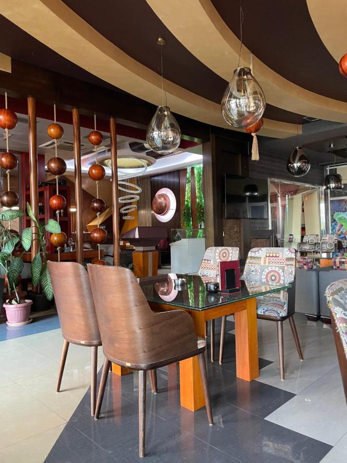 Hotel Havana Loznica Luaran gambar