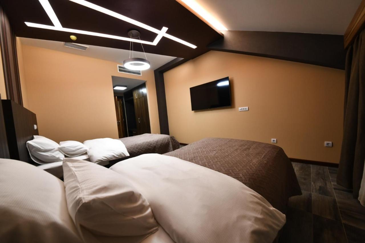 Hotel Havana Loznica Luaran gambar