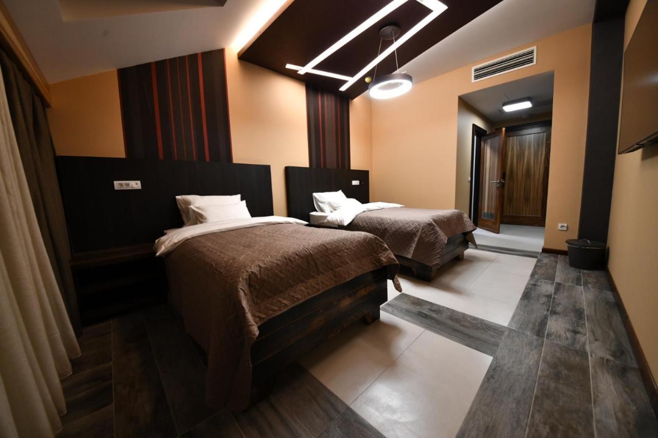 Hotel Havana Loznica Luaran gambar