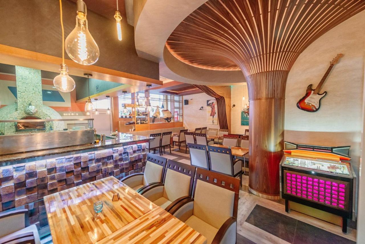 Hotel Havana Loznica Luaran gambar